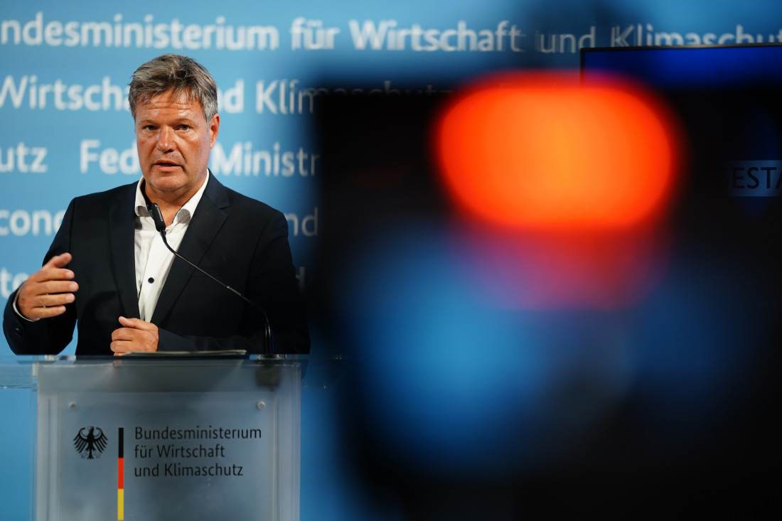 Habeck: Grijanje u javnim zgradama na maksimalno 19 stepeni, spomenici i zgrade bez osvjetljenja