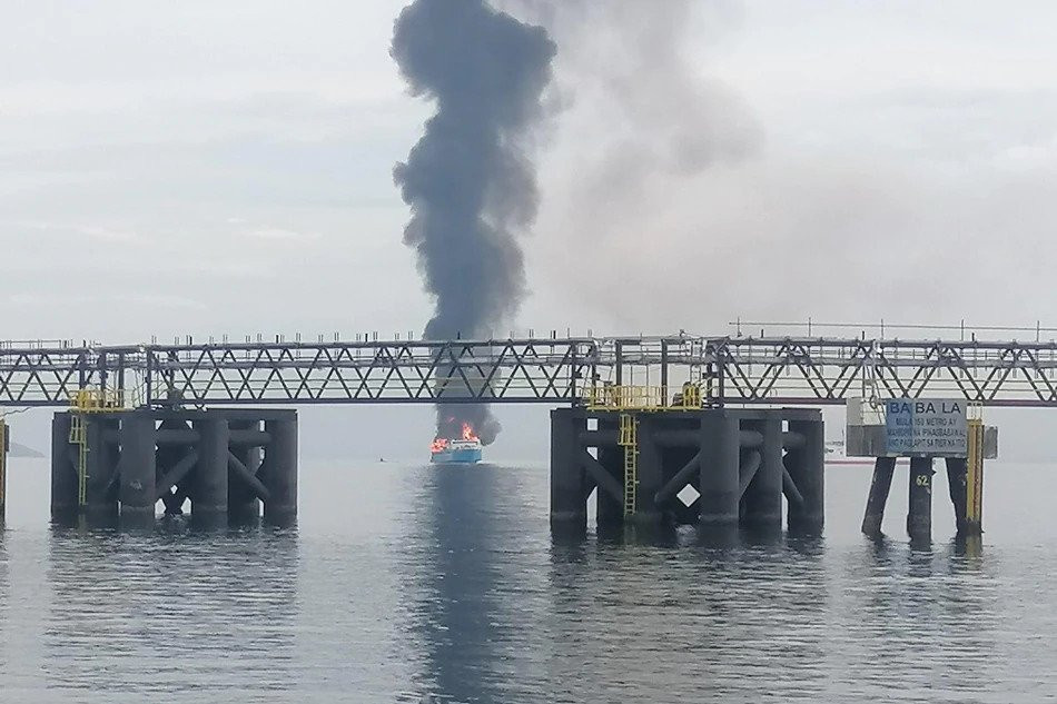 Filipini: Zapalio se trajekt koji je prevozio 82 osobe