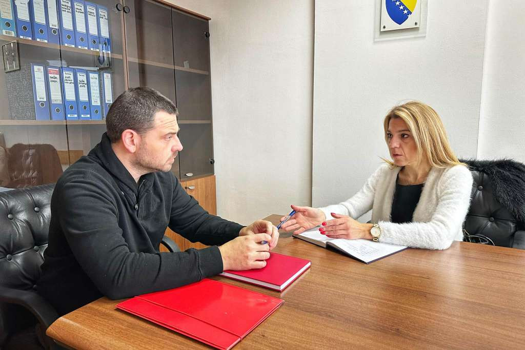 Magazinović: Roditeljima djece s teškoćama u razvoju oduzeto pravo na registraciju vozila