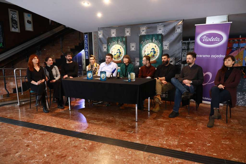 U Pozorištu mladih premijera predstave 'Ježeva kućica', priča o domu i domoljublju