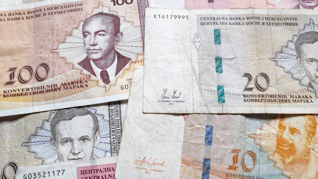 U FBiH u oktobru prosječna neto plaća bila 1.139 KM, a bruto plaća 1.766 KM