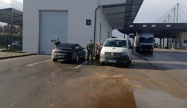 Vučević: Uručen zahtjev KFOR-u za povratak 1.000 vojnika Srbije na Kosovo