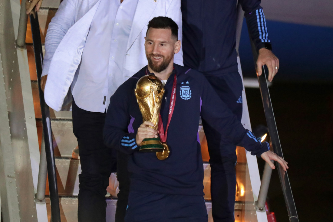 Messi se priključuje klubu 2. ili 3. januara
