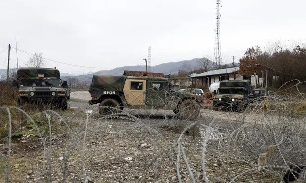 Srbijanske trupe u stanju visoke pripravnosti dok napetosti s Kosovom rastu