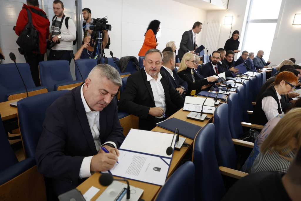 Usvojena Odluka o privremenom finansiranju potreba Kantona Sarajevo