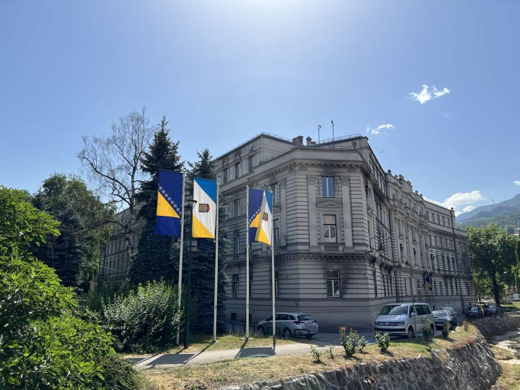 Vakufska direkcija - Planski pokušaj Općine Centar i Ambasade Austrije da uzurpiraju vakuf