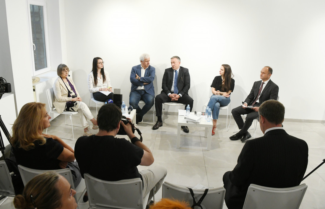 U Beogradu održana debata o temi "Priznanje genocida i zvanično obilježavanje 11. jula kao zalog mira"