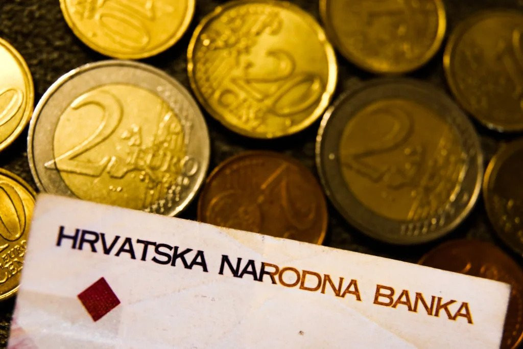 Hrvatska narodna banka: Hrvatska uvodi euro 1. siječnja 2023.