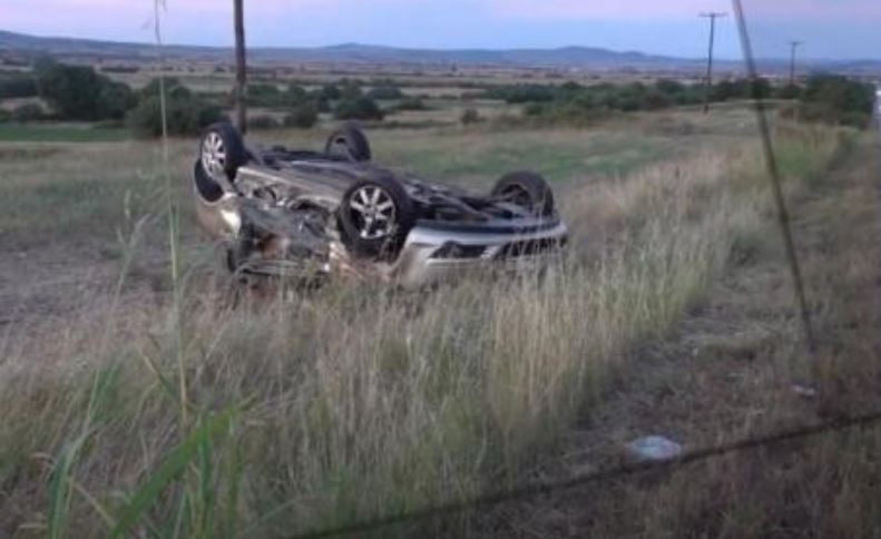 Čopor divljih svinja izazvao sudar vozila, dvije osobe poginule