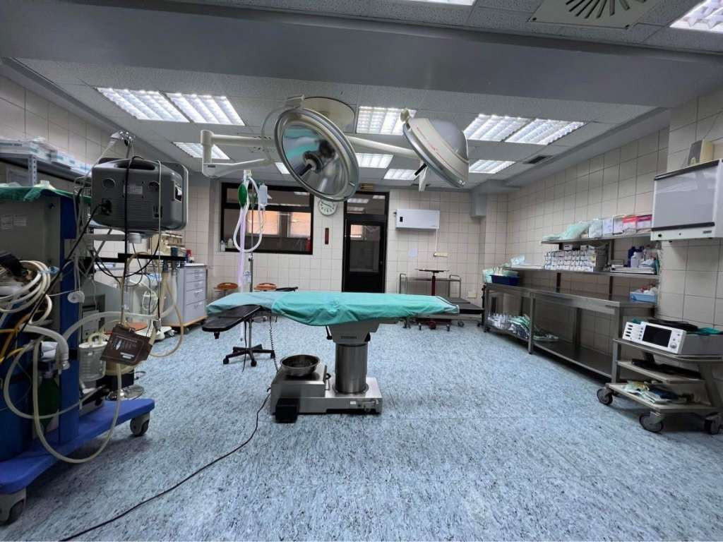 Bolnica Tešanj prva u BiH koja koristi UV-C tehnologiju za dezinfekciju u operacionim salama