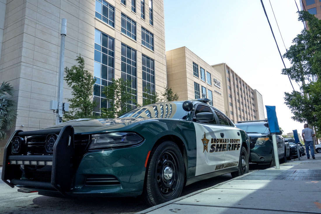 Osumnjičeni za ubistvo 17 ljudi na Floridi suočen sa mogućom smrtnom kaznom