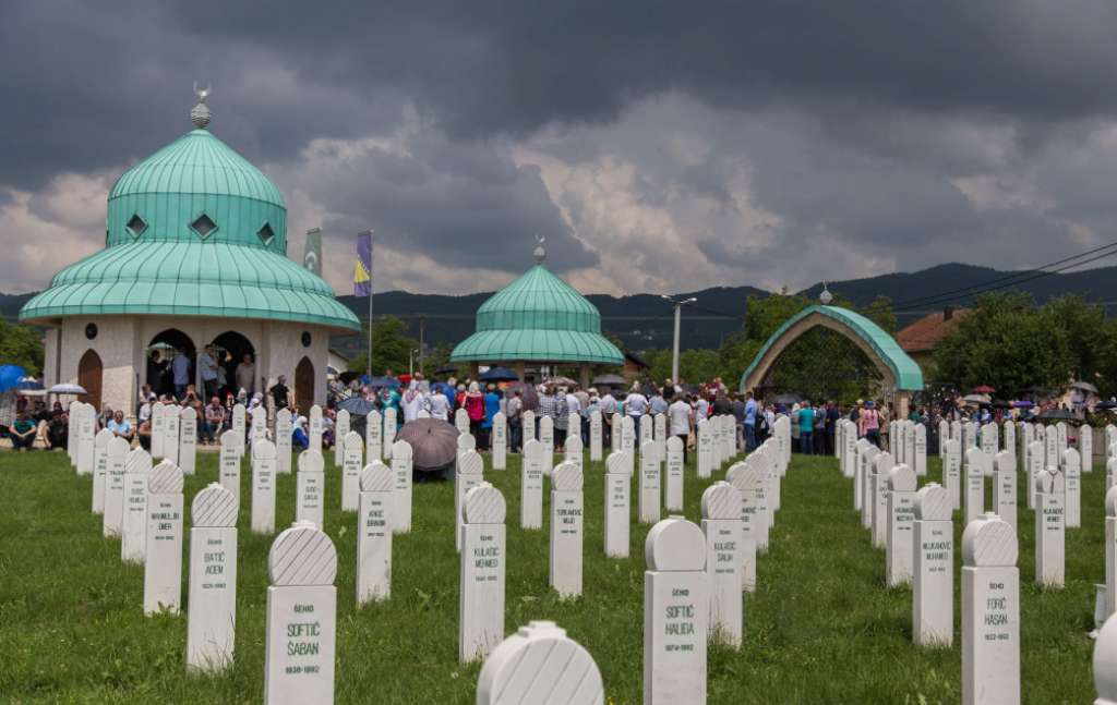 Vlada USK proglasila 20. juli Danom žalosti zbog kolektivne dženaze u Prijedoru