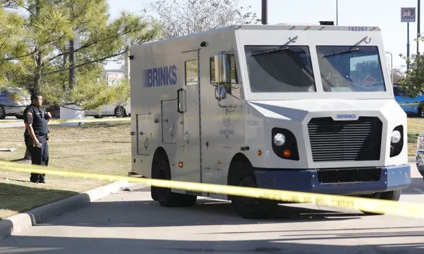 Nakit vrijedan milione ukraden iz zaštitarskog kamiona na odmorištu u Kaliforniji