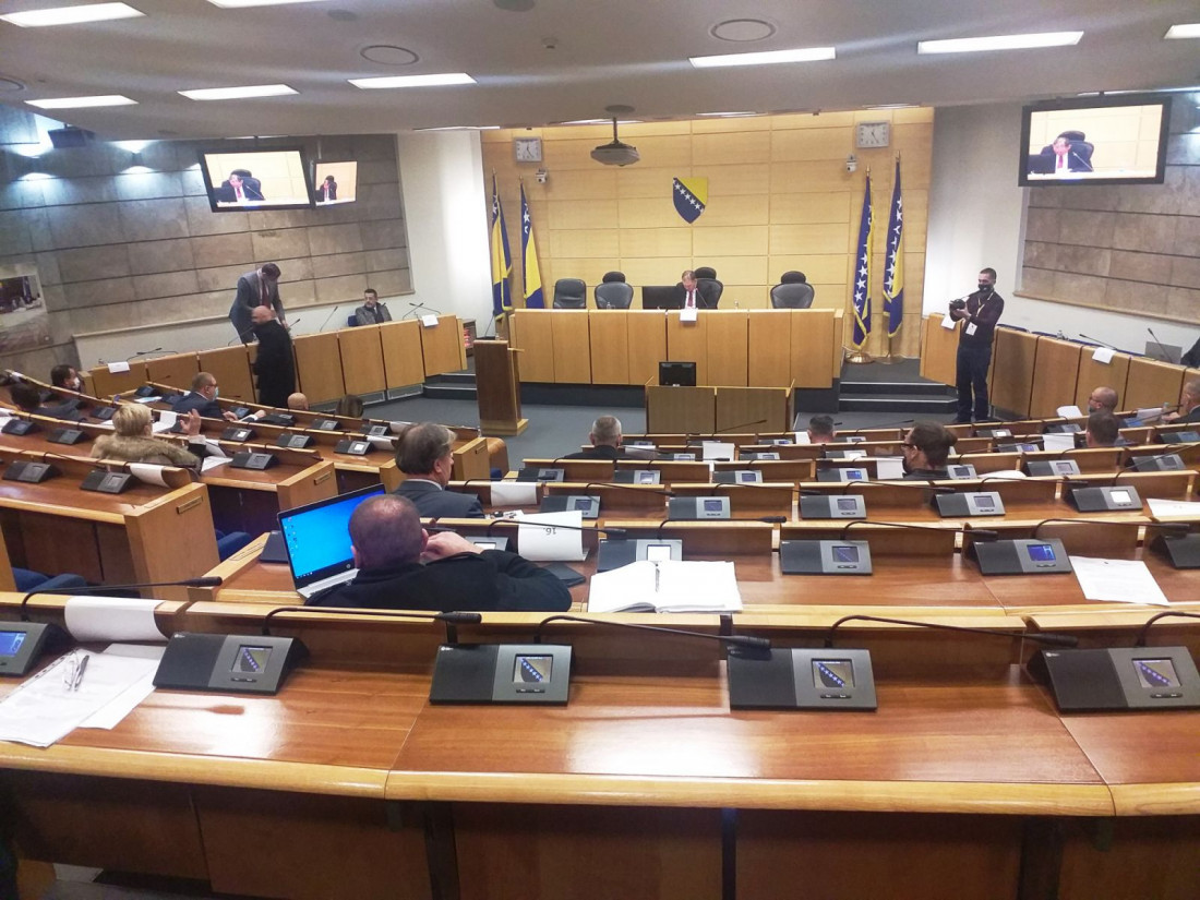 Dom naroda danas o brojnim zakonima, izvještajima i zaduženjima