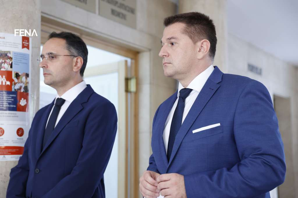 Zbog porasta broja oboljelih od koronavirusa, Vladi FBiH predložene nove naredbe i preporuke