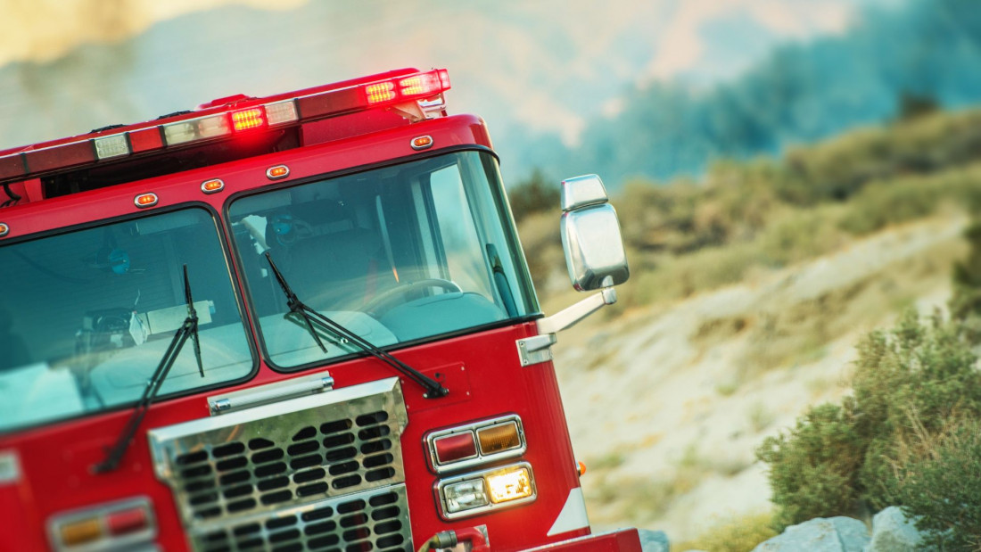 Mostarski vatrogasci pronašli piromana pa mu blokirali vozilo