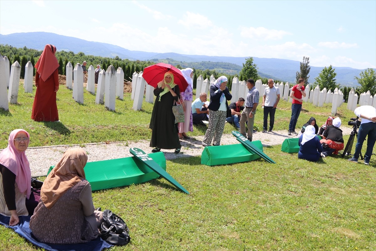 Obavljena dženaza i ukop još tri žrtve zločina u Zvorniku