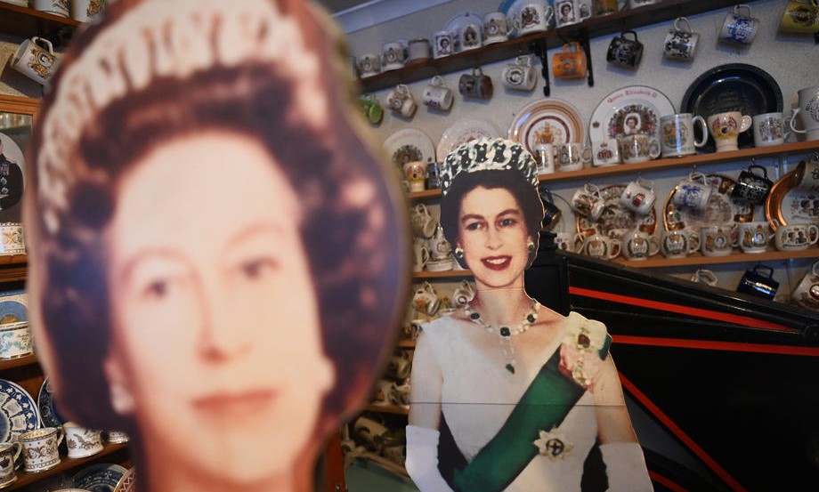Kraljica Elizabeta Druga kao kamen temeljac britanske nacije