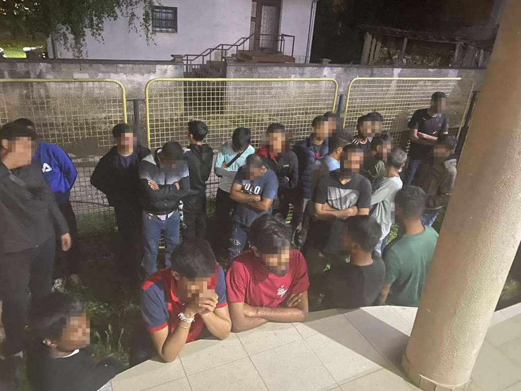 Dva migranta u akciji 'San' lišena slobode zbog sumnje na krijumčarenje osoba