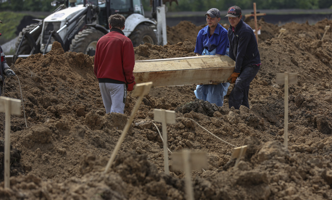 Rusija vratila desetke tijela ukrajinskih boraca ubijenih u Azovstalu