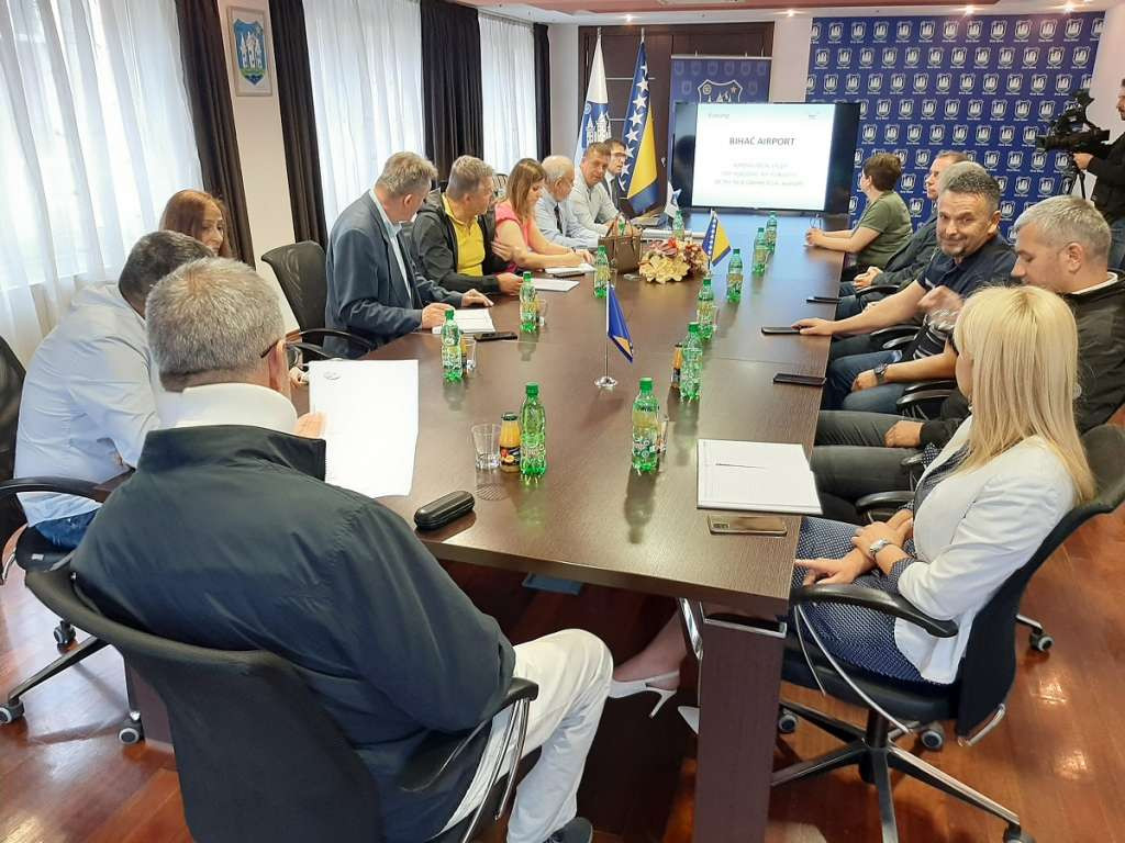 Prezentirana aero-nautička studija za aerodrom u Bihaću