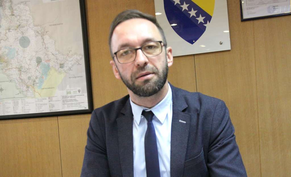 Otkrivene 33 nevalidne diplome u ZDK-u, dok se 207 diploma još provjerava