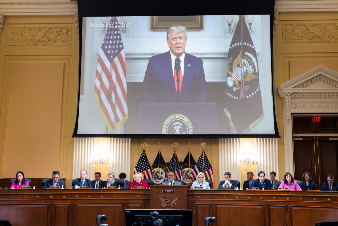 Trump: Istraga o neredima na Kapitolu je prijeki sud