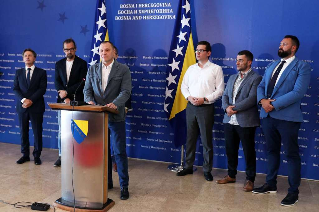 NES i ‘Za nove generacije’ predstavili Sporazum o saradnji na državnom nivou