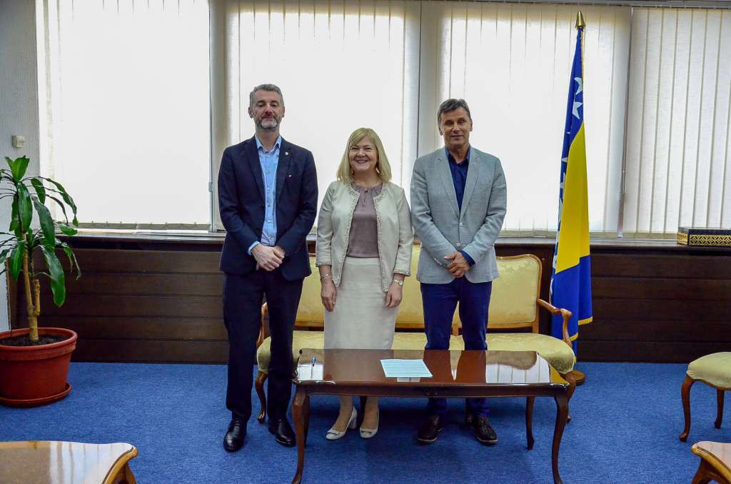 Kanton Sarajevo potpisao ugovor o dodjeli sredstava iz Budžeta FBiH