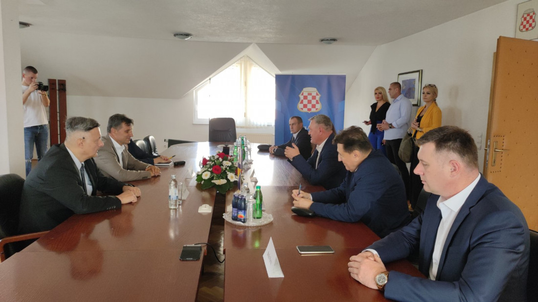 Premijer FBiH i ministar trgovine u posjetu Kantonu 10