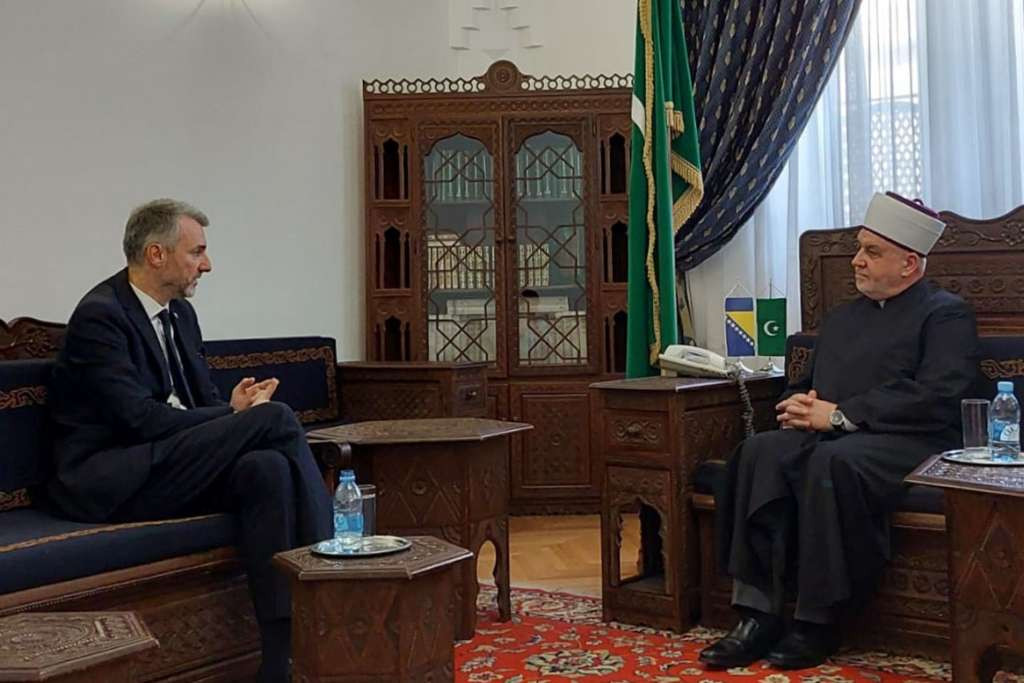 Premijer Forto pozvao reisa Kavazovića na partnerstvo u borbi protiv govora mržnje