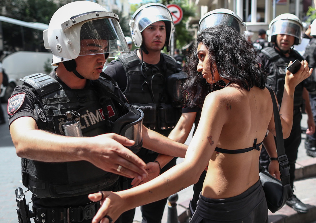 Oslobođeno više od 360 ljudi uhapšenih tokom Parade ponosa u Istanbulu