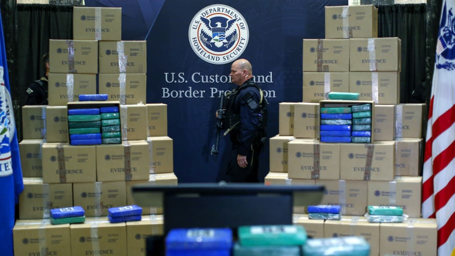 Crnogorski bokser u SAD-u optužen za krijumčarenje 22 tone kokaina