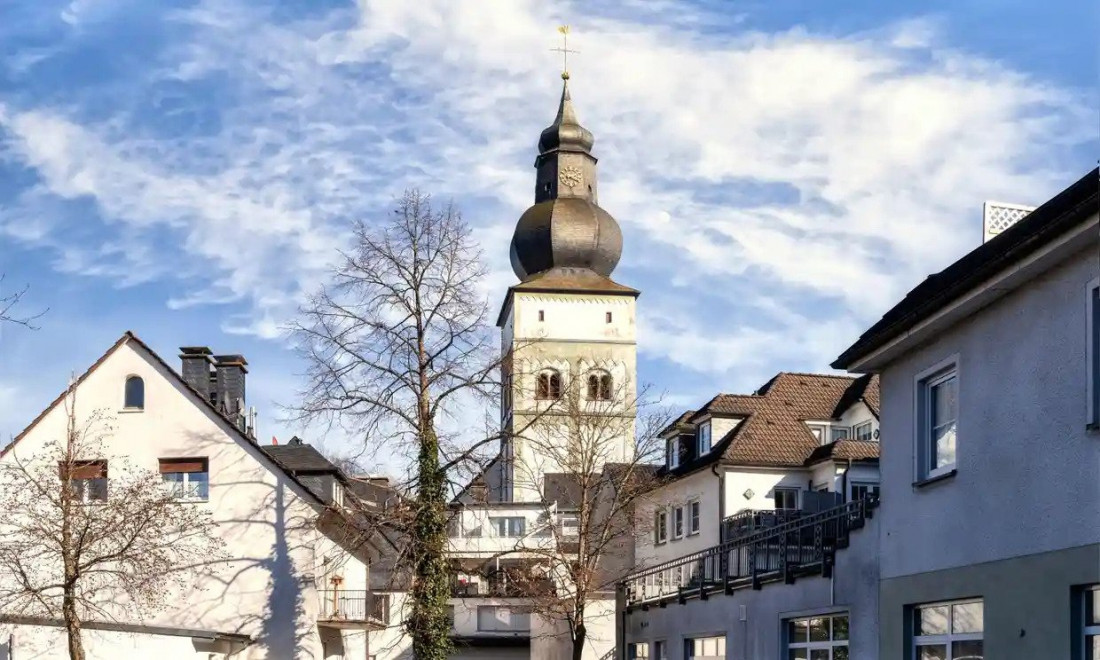 Oslobođena 8-godišnjakinja koja je bila zatvorena većinu svog života