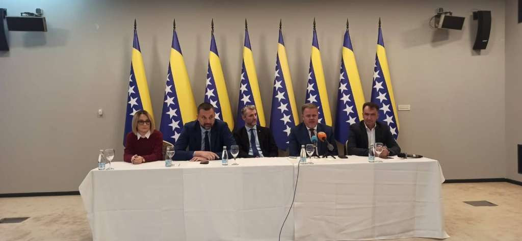 Forto: Stavljamo tačku na trgovinu mandatima u TK