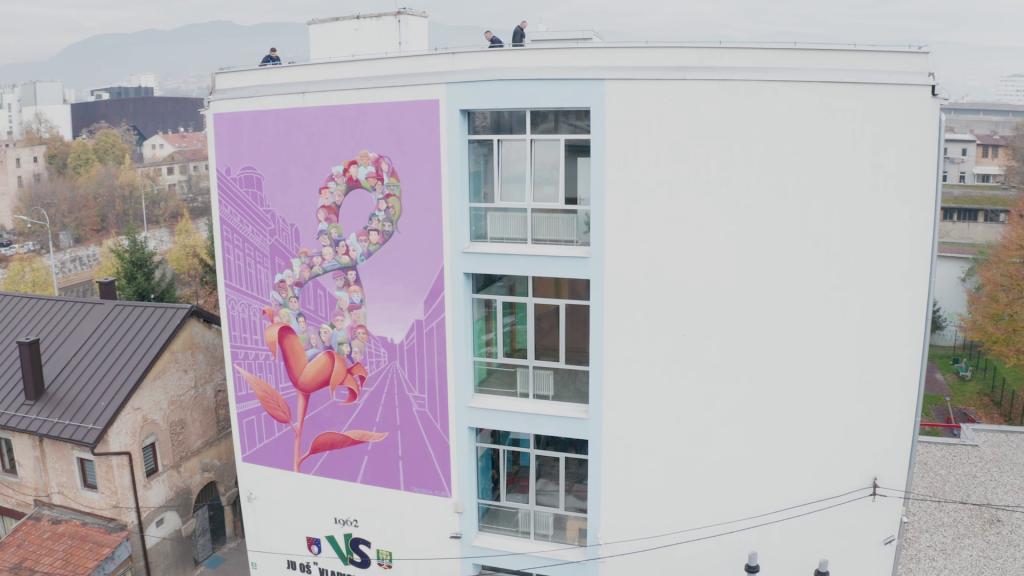 U Sarajevu otkriven mural 'Zajedno cvjetamo', posvećen svjetskom stanovništvu od osam milijardi