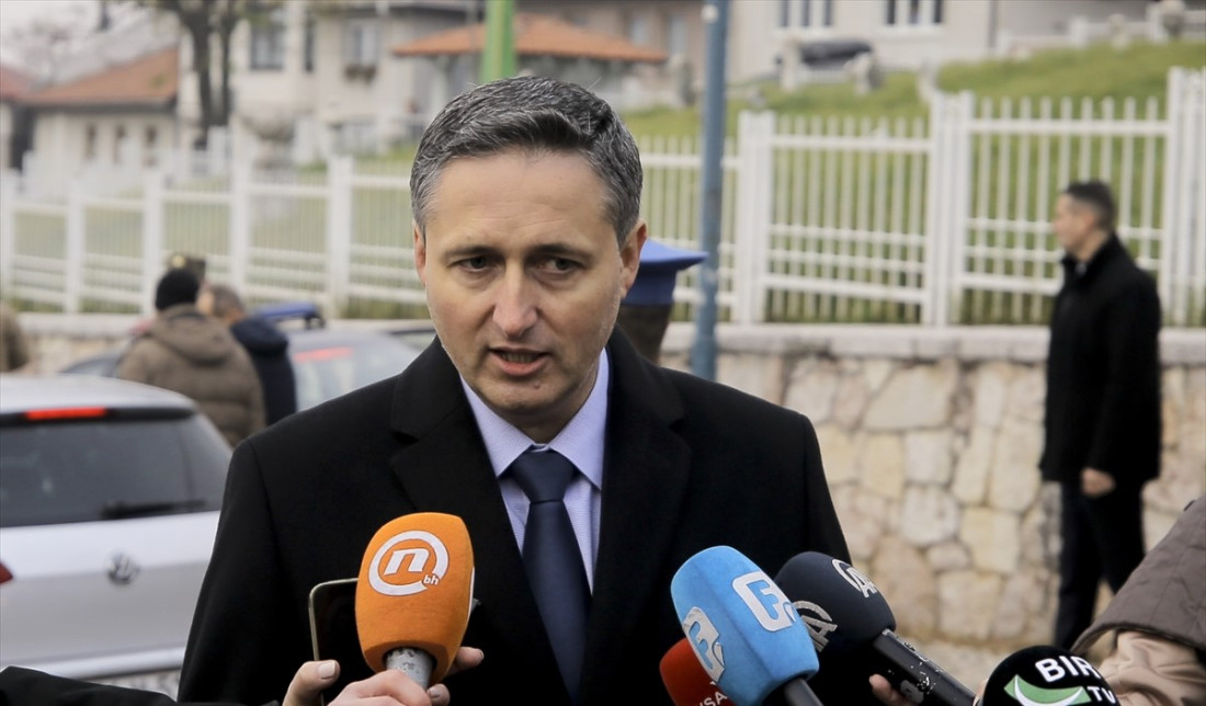 Bećirović neutemeljenim ocijenio Dodikove stavove o učešću BiH na samitu u Tirani