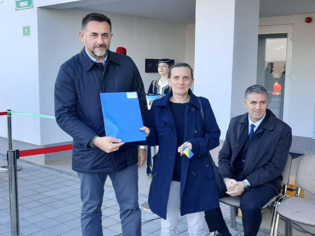U Zavidovićima 16 porodica useljeno u nove stanove