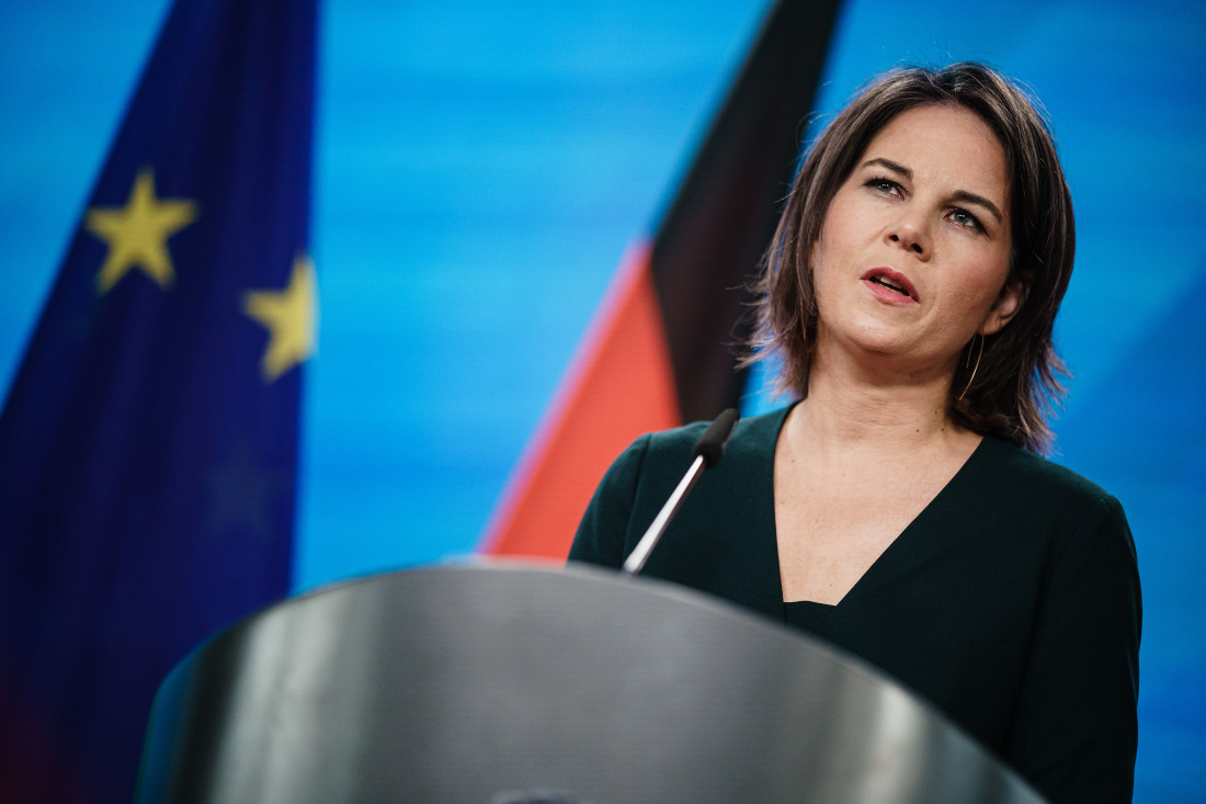 Njemačka ministrica Baerbock poziva na sankcije zbog nasilnog gušenja protesta u Iranu