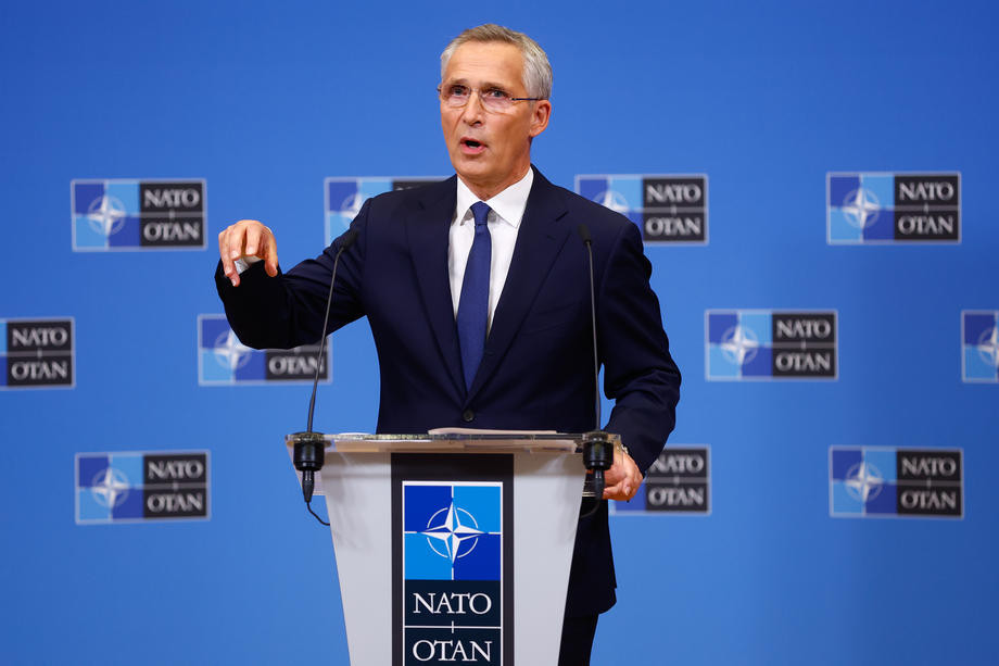 Stoltenberg: U slučaju napada na stukturu NATO-a uslijediće odlučan odgovor
