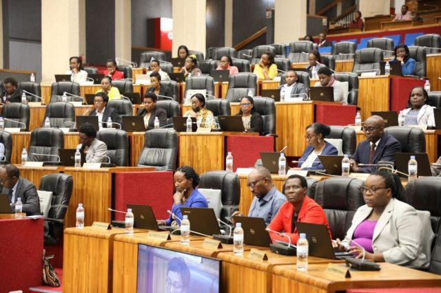 Parlament Ruande odbacio nacrt zakona o besplatnim kontraceptivima za 15-godišnjakinje