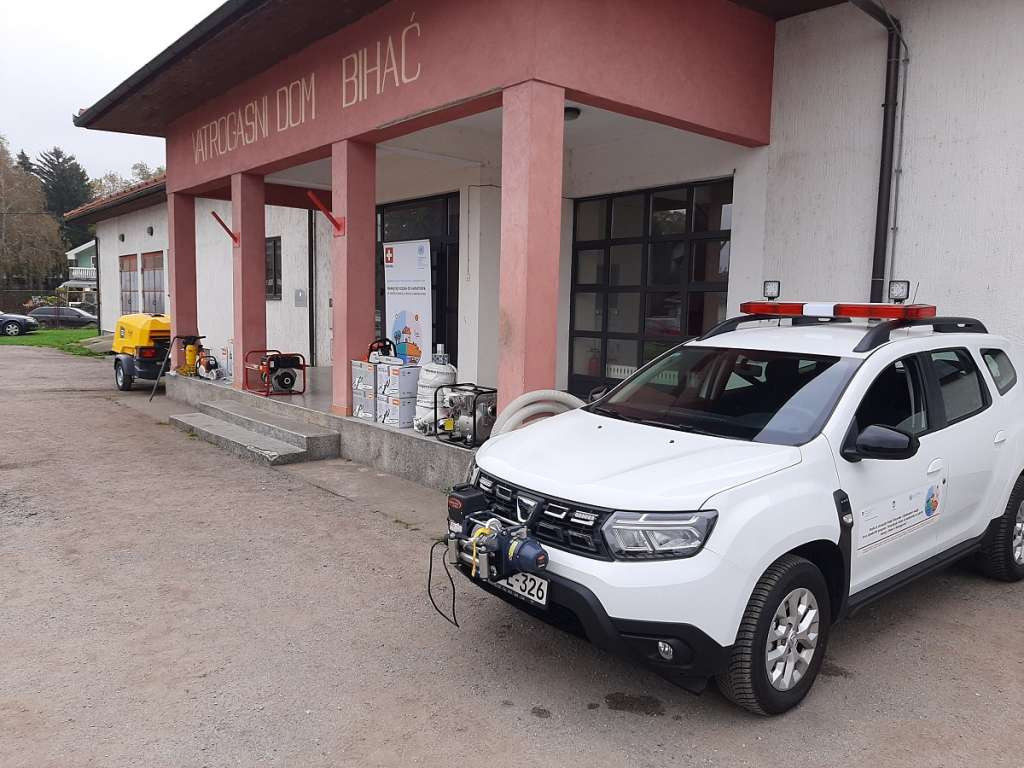 Služba civilne zaštite Grada Bihaća dobila vrijednu opremu za spašavanje