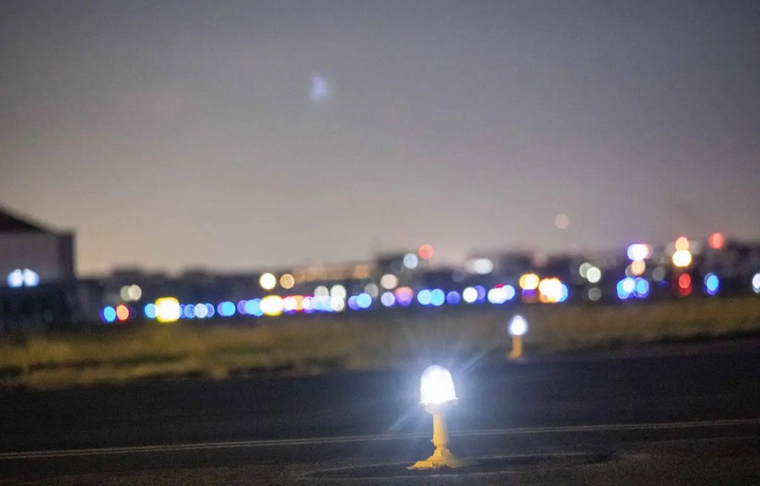 Avion u kojem je bila francuska ministrica u posljednji trenutak izbjegao pad