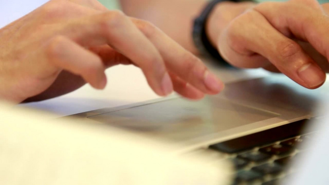 MUP RS-a: Četiri osobe lišene slobode zbog iskorištavanja djece za pornografiju