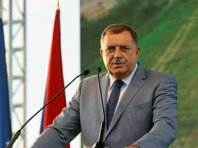 Dodik: RS će se i ovaj put oduprijeti namjerama stranaca i opozicije