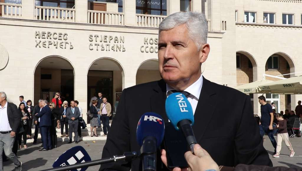 Čović: Ogromna iskušenja stoje ispred nas, vlast nam treba što prije