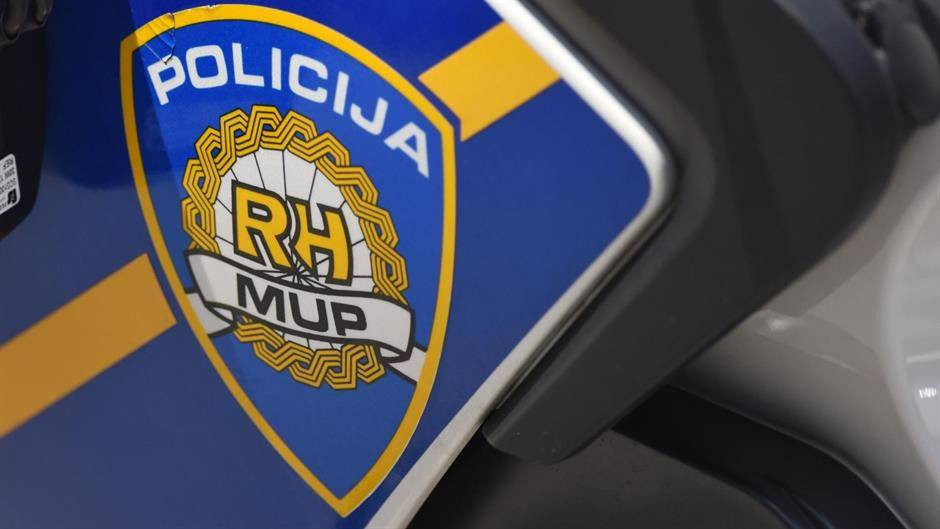 Policija RH uhapsila mladića zbog seksualnog zlostavljanja 31 maloljetnice