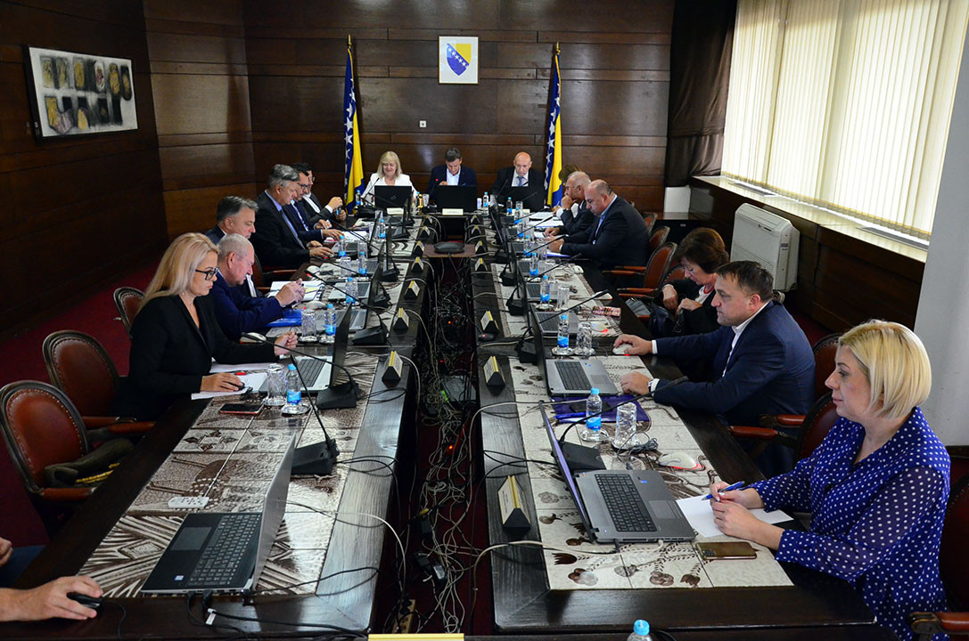 Vlada FBiH - Za pet ustanova socijalne zaštite ukupno 2.000.000 KM