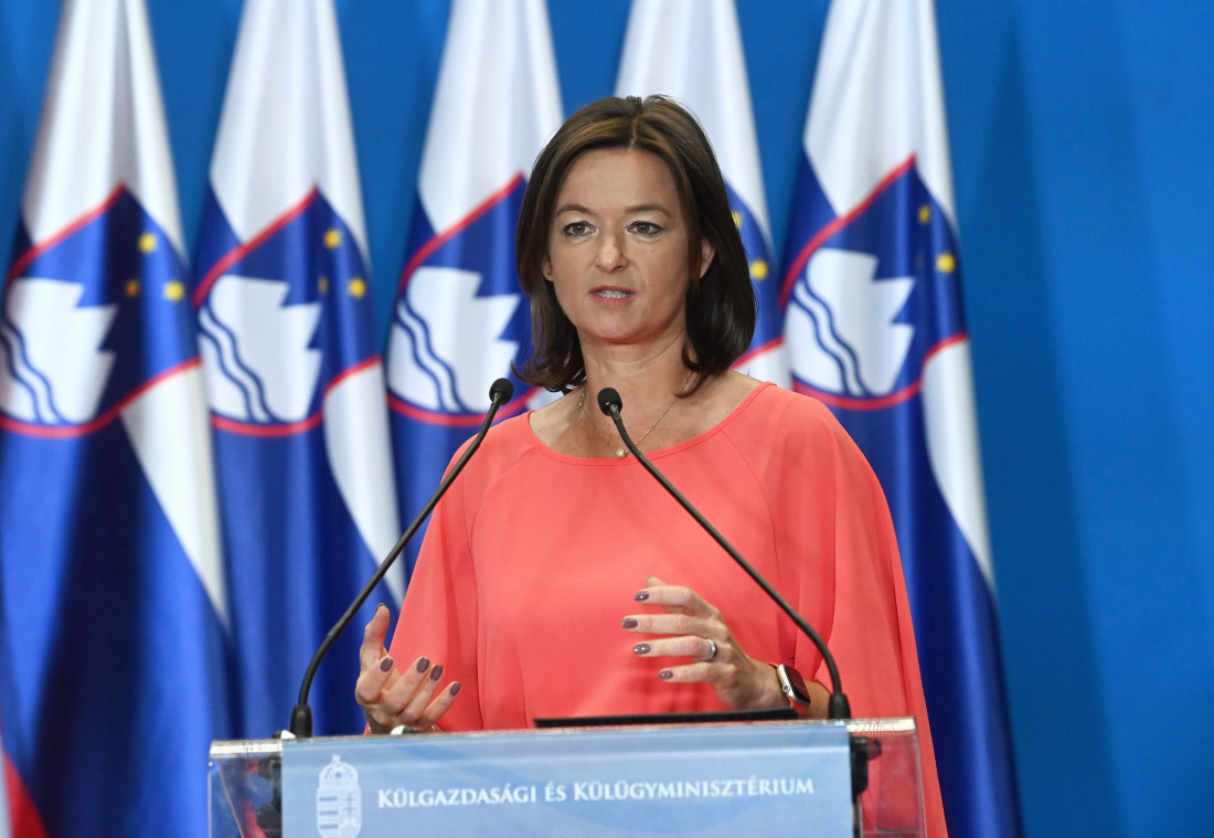 Fajon: Apsurdna izjava Vučića da smo narušili teritorijalni integritet Srbije