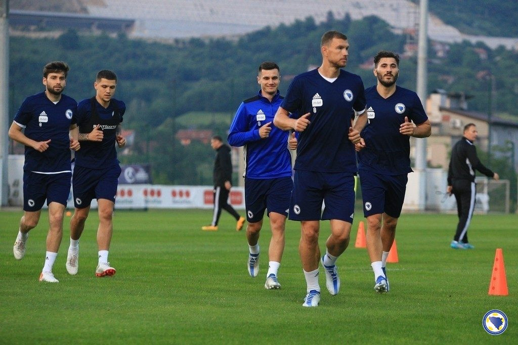 Reprezentativci BiH danas počinju pripreme za odlučujuće mečeve u UEFA Ligi nacija